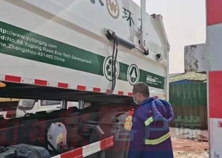 城市“美容師”：疫情不止，我們不散